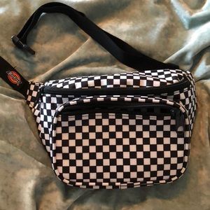 Dickies checkered fanny pack